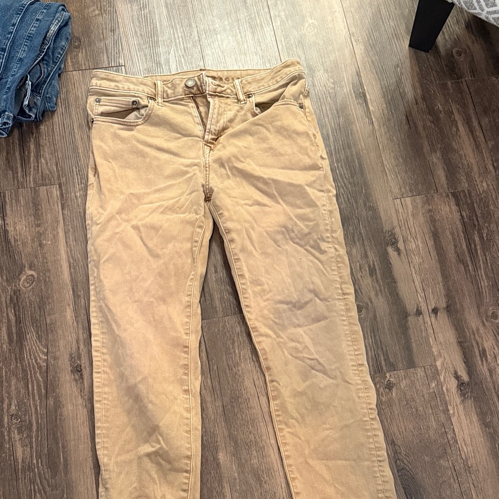 American Eagle Outfitters Tan Chinos